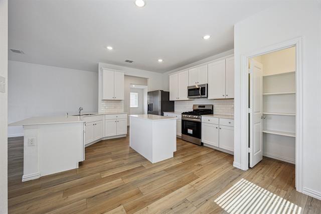 Building Photo - 1108 Flameleaf Dr
