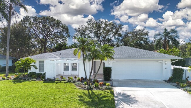 Primary Photo - "Charming Sarasota Retreat: Spacious 3-Bed...