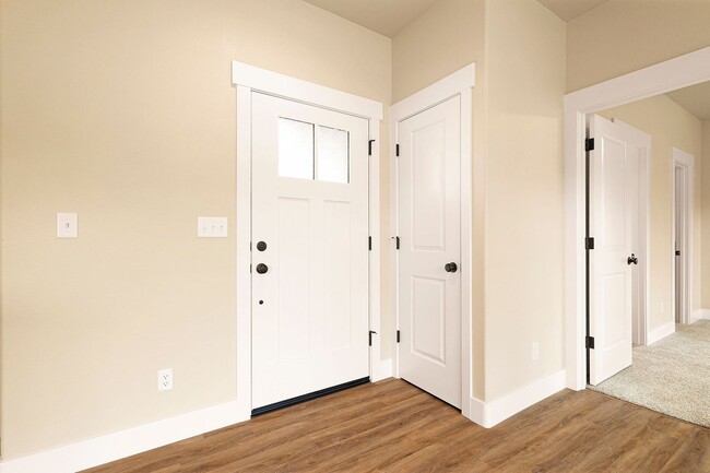 Building Photo - Welcome to your new 1 bedroom home nestled...