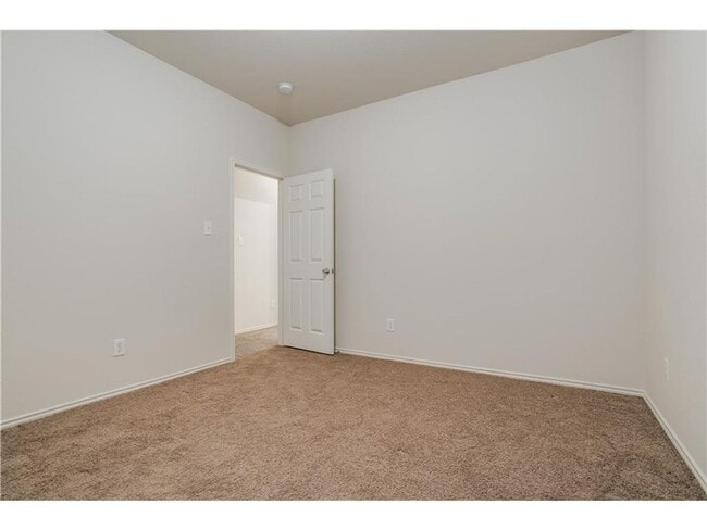 Building Photo - Welcome Home 3-2-2 Melissa ISD