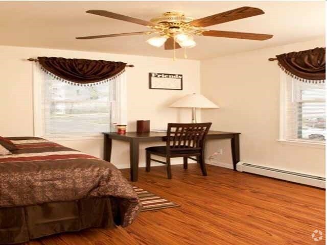 Bedroom - Brookhaven at Franklin Apartments