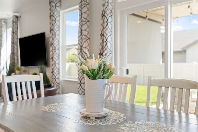 Building Photo - 3806 Winged Dove St