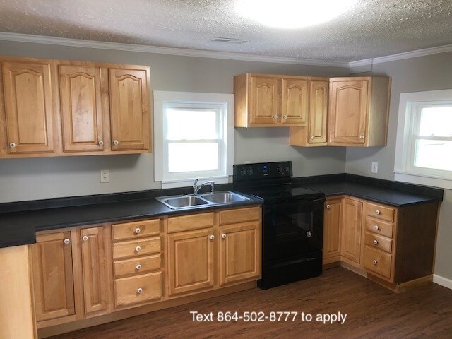 solid wood cabinets - 1910 Martin Ave