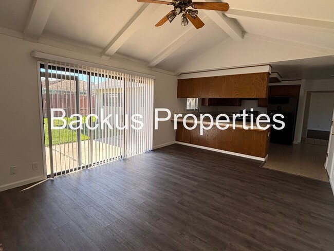 Building Photo - Wonderful Three bedroom Home in Greenfield