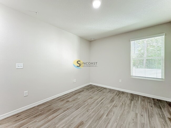 Building Photo - 11486 Oakfield Ct