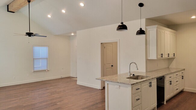 Building Photo - 7124 22nd Pl
