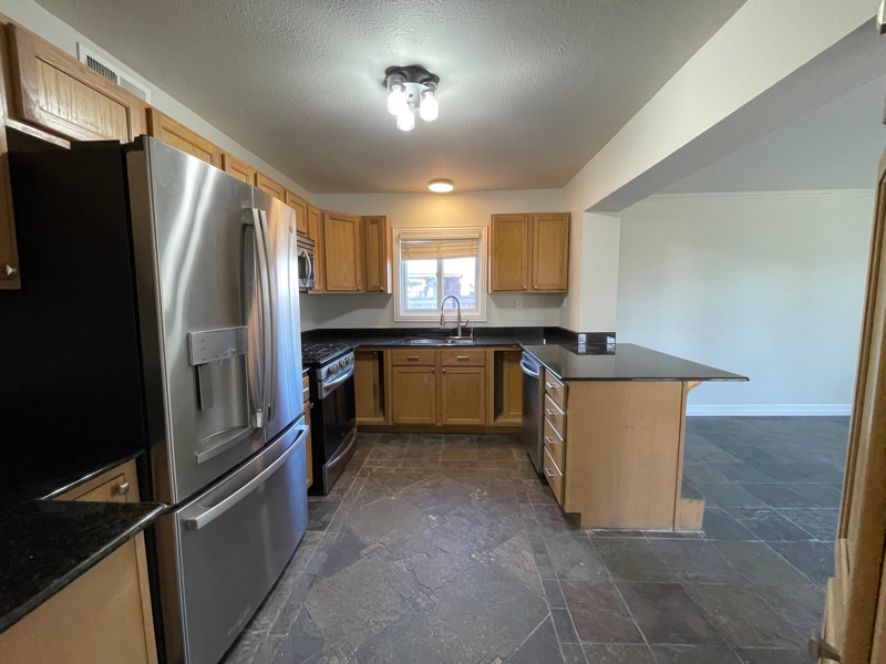 Building Photo - 2639 S Pittsburg Ave