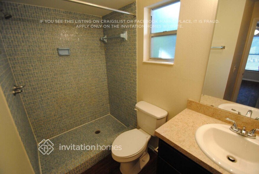 Building Photo - 520 Sunrise Dr