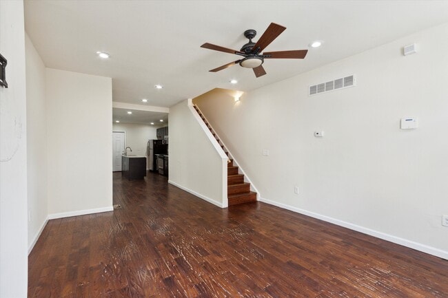 Building Photo - 1804 W Montgomery Ave