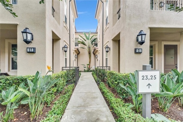 Building Photo - 23 Mayfair