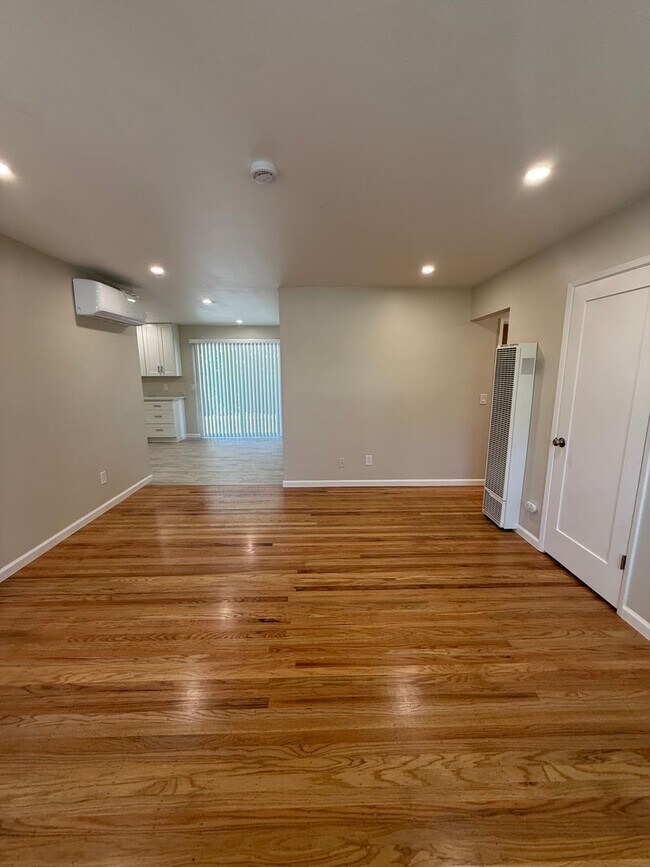 Building Photo - 53 Ramsgate Ct