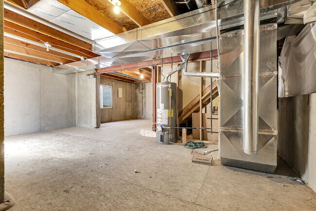 Building Photo - $2,650.00 - 4 Bedrooms, 2.5 Bathrooms, Sin...