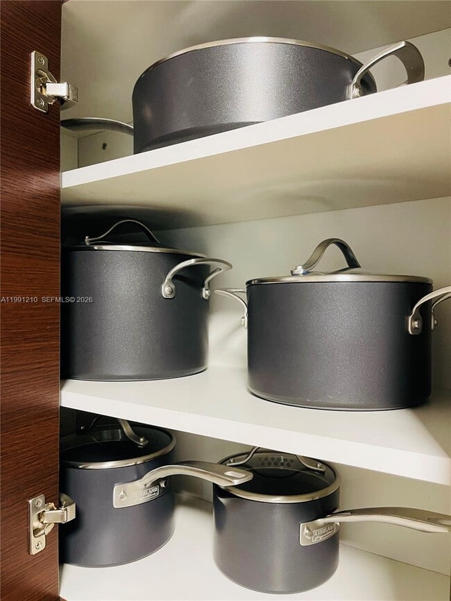 Building Photo - 41 SE 5th St