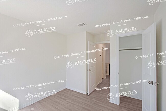 Building Photo - 2518 Ghent St
