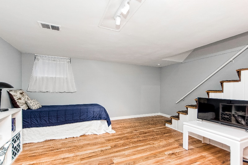 Building Photo - 51 King Ave