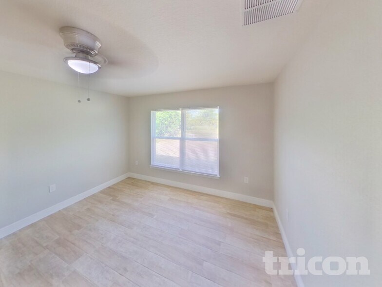 Building Photo - 22404 Cheryl Ave