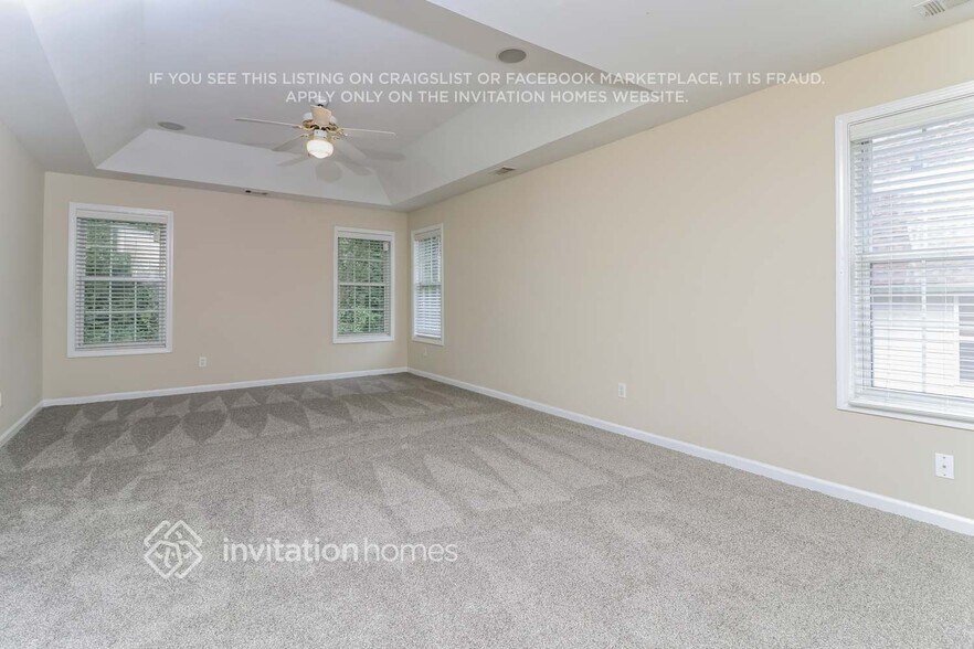 Building Photo - 3740 Cranford Dr SW