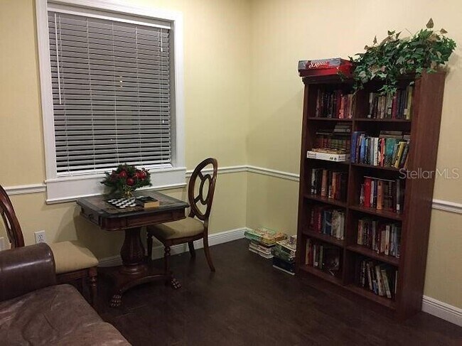 Building Photo - 2141 Portofino Pl