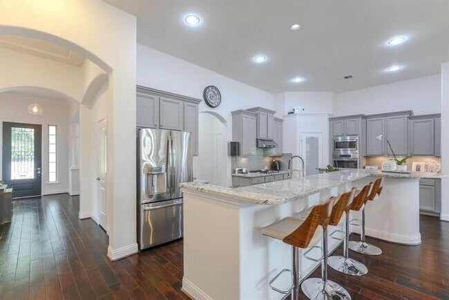 Building Photo - 26 Lufberry Pl