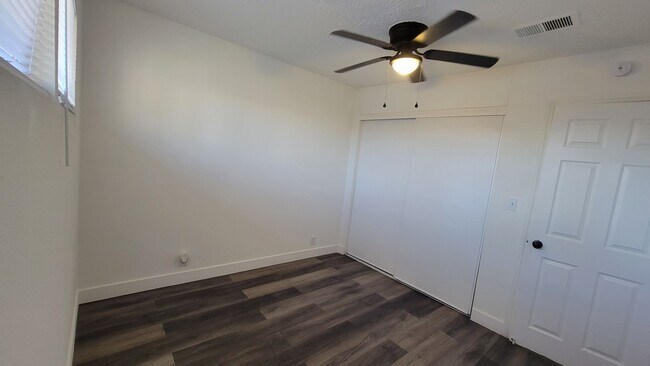 Building Photo - 2904 Marlin Ave