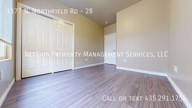 Building Photo - 1177 N Northfield Rd