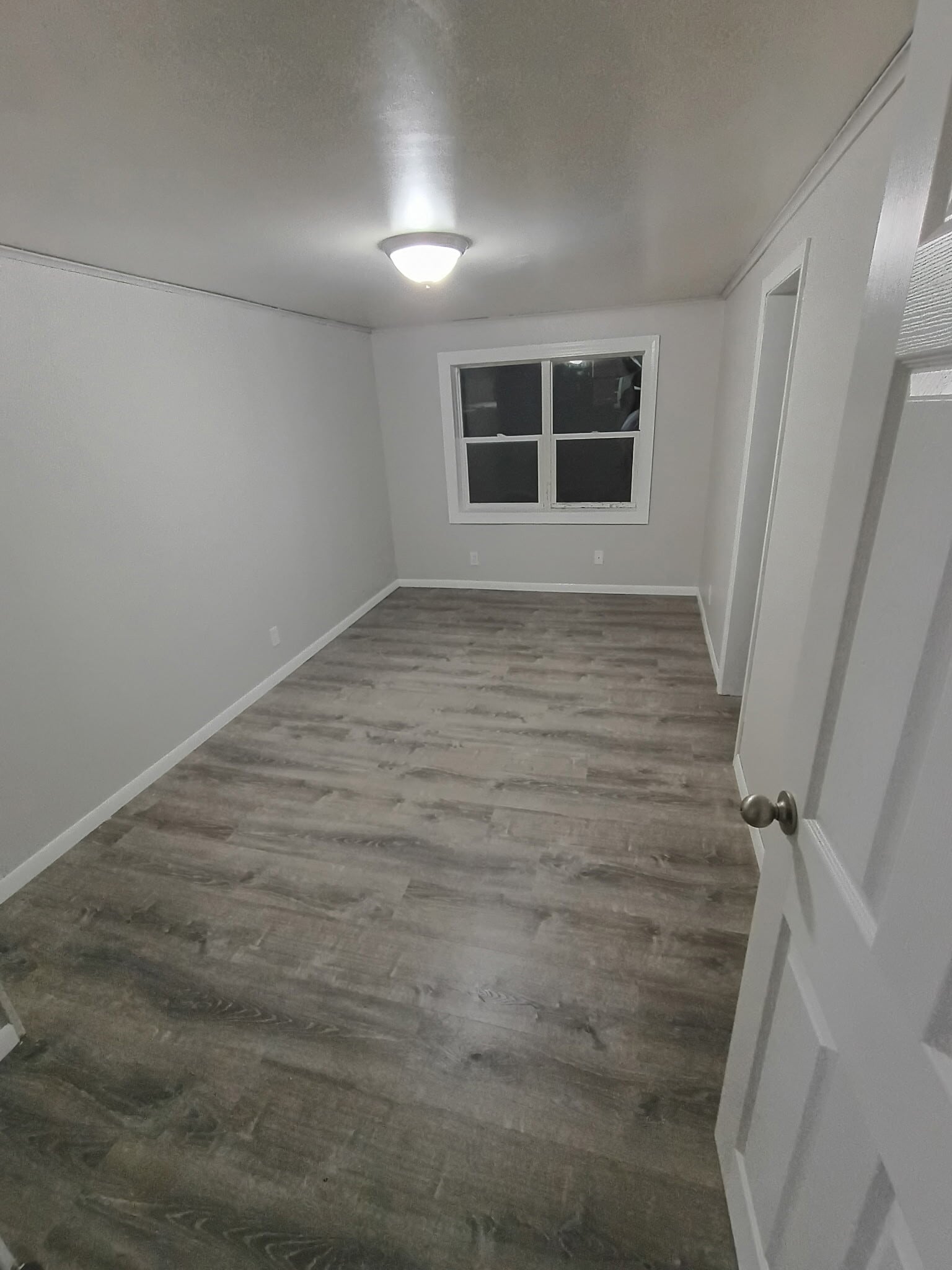 Building Photo - 511 7th Ave N