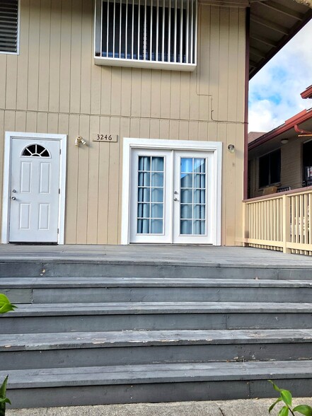 Primary Photo - 3246 Kaohinani Dr
