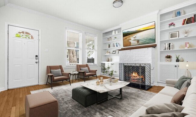 Building Photo - 1504 Gales St NE