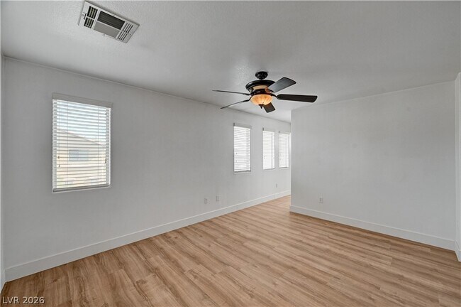 Building Photo - 9985 Big Bow Springs Ct