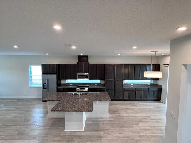 Building Photo - 8255 Nemours Pkwy