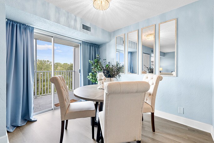 Building Photo - 3315 58th Ave S