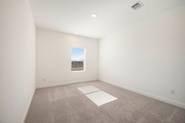 Building Photo - 3210 Blue Grama Bnd