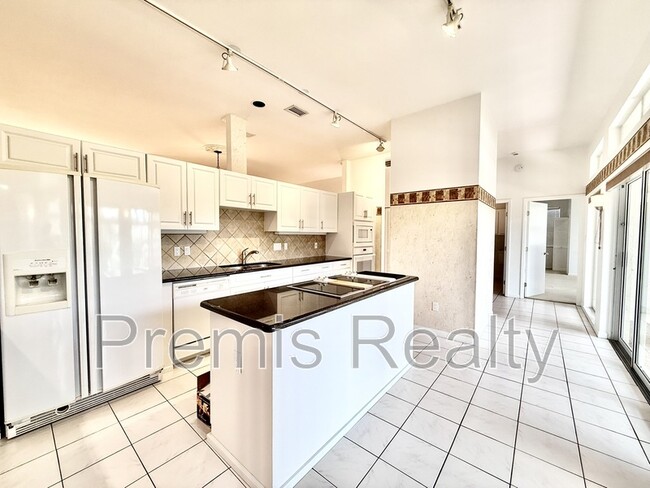 Building Photo - 642 Weathersfield Dr