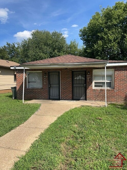 Building Photo - 4020 Kirkland Ave