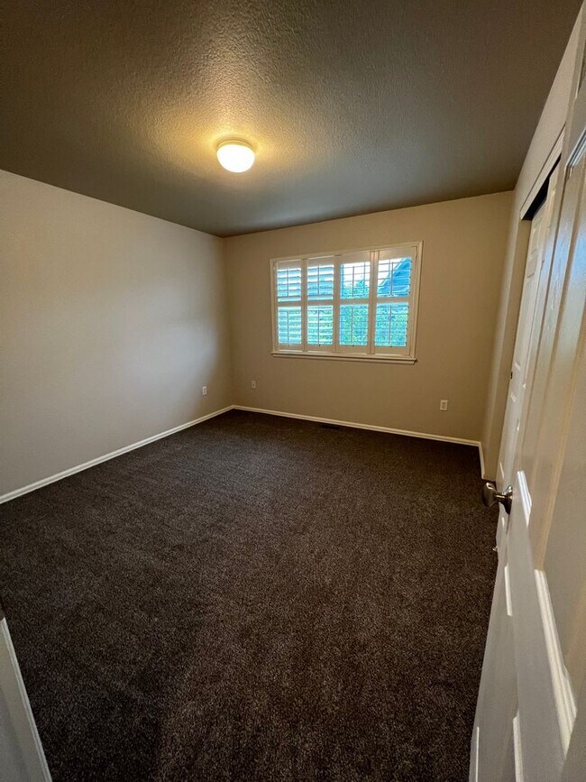 Building Photo - 3032 Hackney Ln