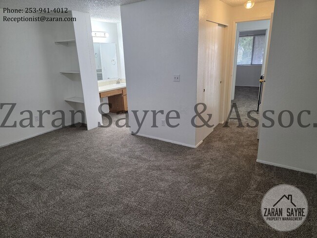 Building Photo - 251-33041 Federal Way Townhome