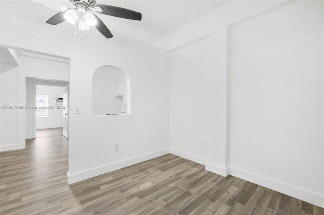 Building Photo - 2300 W Flagler St