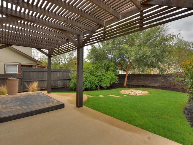 Building Photo - 5204 Krueger Ln