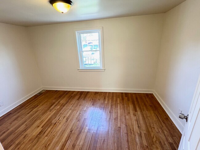 REAR BEDROOM - 815 Union St