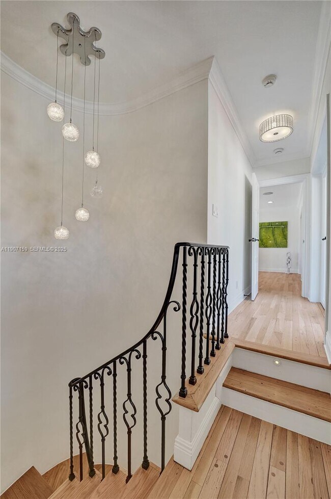 Building Photo - 2035 NE 31st Ave