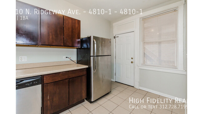 Building Photo - 4810 N Ridgeway Ave