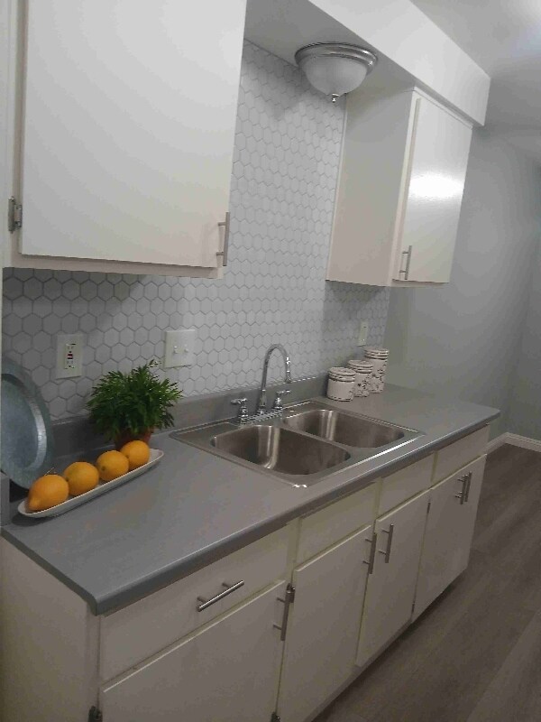 Building Photo - 27273 Camp Plenty Rd