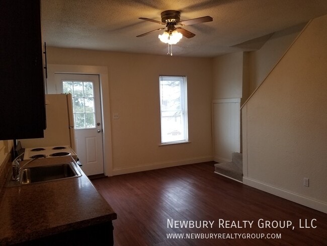 Building Photo - 18 South St