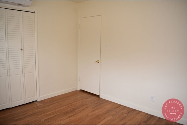 Building Photo - Grantville, Charming 4-Bedroom Home with S...