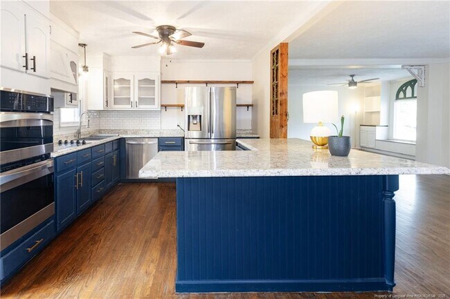 Building Photo - 2706 Colgate Dr