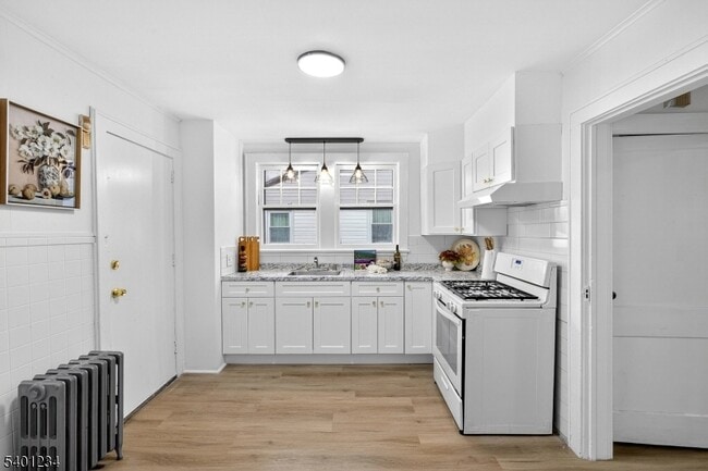 Building Photo - 1442 Highland Ave