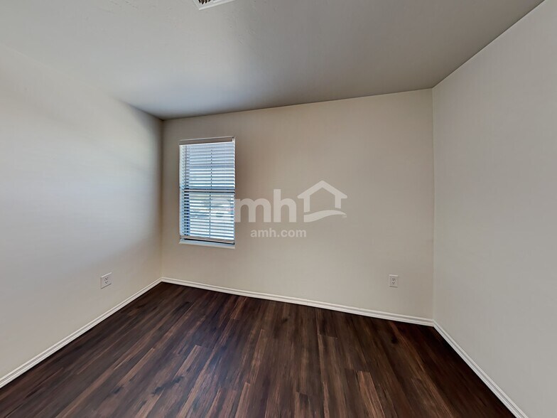 Building Photo - 14376 N Bannerstone Ct