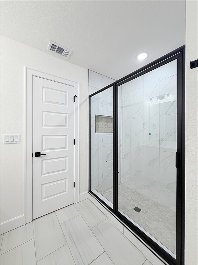 Building Photo - 3008 SW Lovely Ln