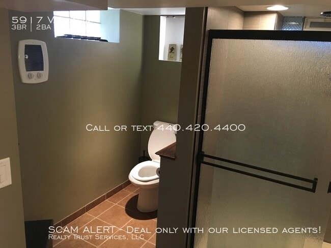 Building Photo - 5917 Vandalia Ave