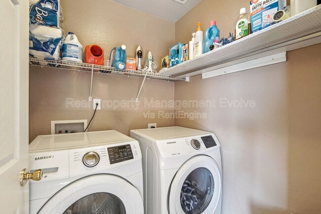 Building Photo - 12571 W Mauna Loa Ln